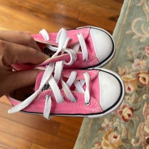 Toddler Pink converse low top size 7